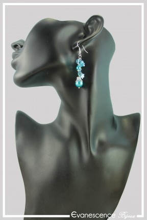 boucles-d-oreilles-chaine-kali-couleur-turquoise-portees