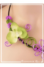 collier-en-aluminium-poupy-couleur-vert-et-fuchsia-zoom