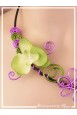 collier-en-aluminium-poupy-couleur-vert-et-fuchsia-zoom