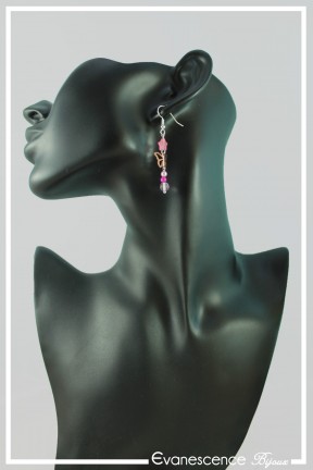 boucles-d-oreilles-sur-clous-kenya-couleur-rose-portees