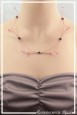 collier-en-fil-cable-manolia-couleur-violet-et-rose-porte