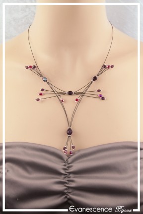 collier-en-fil-cable-indigo-couleur-violet-et-rouge-porte