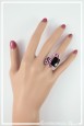 bague-reglable-en-aluminium-ursule-couleur-rose-et-noir-portee