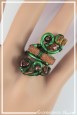 bague-reglable-en-aluminium-cannelle-couleur-vert-et-marron-portee-zoom