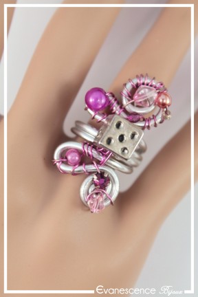 bague-reglable-en-aluminium-caelia-couleur-argent-et-fuchsia-portee-zoom