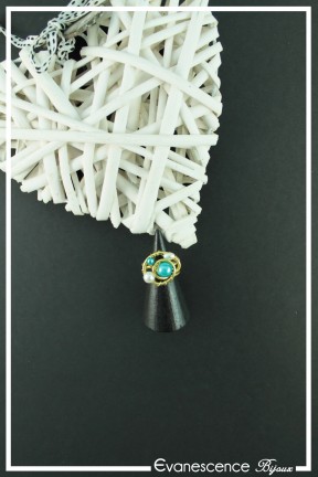 bague-reglable-en-aluminium-vienna-couleur-blanc-et-turquoise-sur-fond-noir