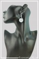 boucles-d-oreilles-en-aluminium-pastille-couleur-blanc-portees