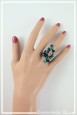 bague-reglable-en-aluminium-patou-couleur-turquoise-et-noir-portee