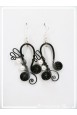 boucles-d-oreilles-en-aluminium-glena-couleur-noir-et-blanc