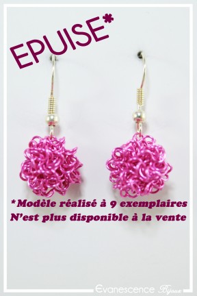 boucles-d-oreilles-en-fil-de-cuivre-adonis-couleur-fuchsia