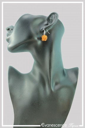 boucles-d-oreilles-en-fil-de-cuivre-adonis-couleur-orange-portees