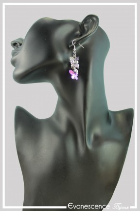 boucles-d-oreilles-chaine-kookie-couleur-violet-et-argent-portees