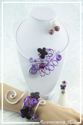 parure-de-bijoux-patoune-couleur-argent-et-violet