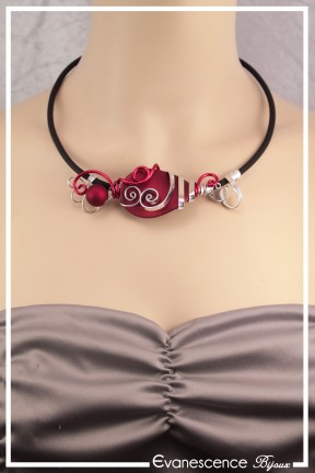 parure-de-bijoux-oracle-couleur-noir-et-rouge-collier