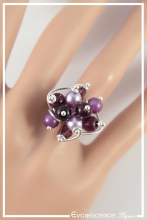 bague-reglable-avec-support-pandora-couleur-violet-portee-zoom