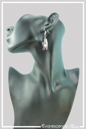 boucles-d-oreilles-chaine-popi-couleur-violet-et-argent-portees