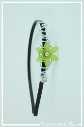 serre-tete-decor-en-aluminium-lys-couleur-argent-et-vert