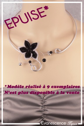 collier-en-aluminium-margot-couleur-argent-et-noir-porte