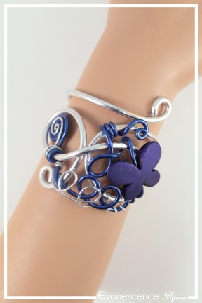 bracelet-en-aluminium-patoune-couleur-argent-et-bleu-porte