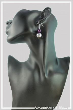 boucles-d-oreilles-sur-clous-ishtar-couleur-argent-et-violet-portees