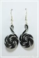 boucles-d-oreilles-en-aluminium-pastille-couleur-noir-strie