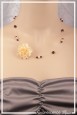 collier-en-fil-de-nylon-fanny-couleur-creme-et-chocolat-porte