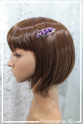 barrette-en-aluminium-kookie-couleur-argent-et-violet-portee