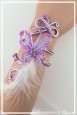 bracelet-en-aluminium-black-pearl-couleur-argent-et-lilas-modele-plumes-porte