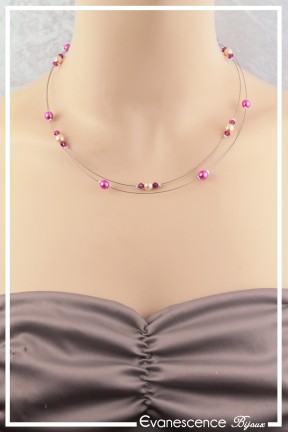 collier-en-fil-cable-oasis-couleur-fuchsia-et-ivoire-porte