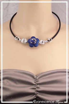 parure-de-bijoux-hocus-couleur-argent-et-bleu-collier