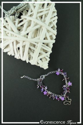 bracelet-chaine-nenuphar-couleur-violet-sur-fond-noir