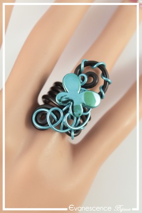 bague-reglable-en-aluminium-nini-couleur-noir-et-turquoise-portee-zoom