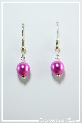 boucles-d-oreilles-sur-clous-eva-couleur-fuchsia