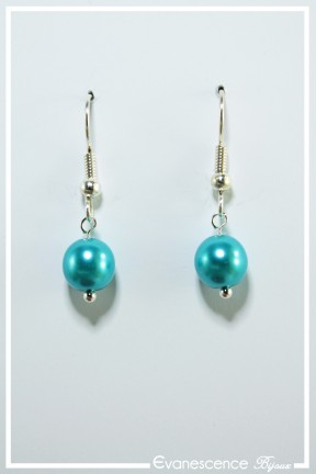 boucles-d-oreilles-sur-clous-eva-couleur-turquoise