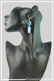 boucles-d-oreilles-chaine-hermes-couleur-turquoise-portees