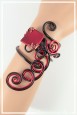 bracelet-en-aluminium-degas-couleur-rouge-et-noir-porte