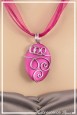 pendentif-en-aluminium-muguet-couleur-fuchsia-et-argent-zoom-porte