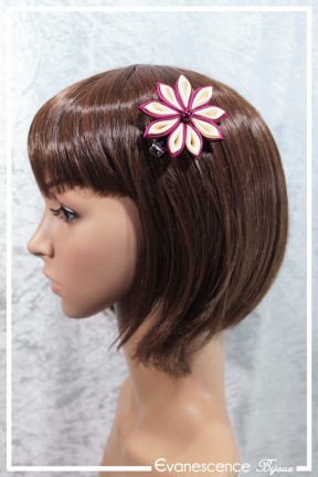 pince-a-cheveux-litchi-couleur-bordeaux-et-creme-porte