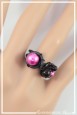 bague-reglable-en-aluminium-margot-couleur-noir-et-fuchsia-portee-zoom