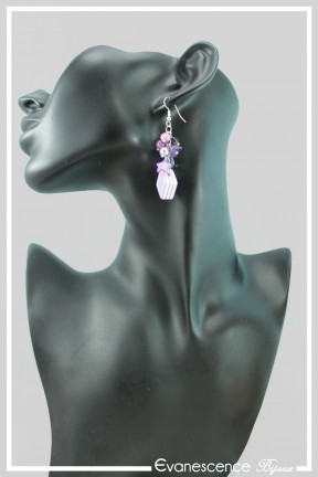 boucles-d-oreilles-chaine-hermes-couleur-violet-portees