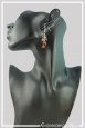 boucles-d-oreilles-chaine-chaplin-couleur-chocolat-portees