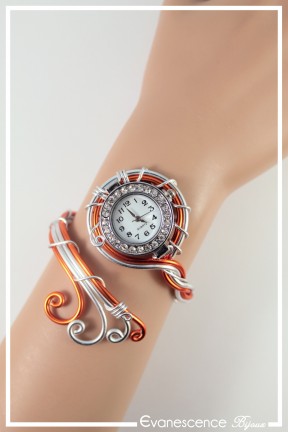 montre-en-aluminium-chibi-couleur-orange-et-argent-porte