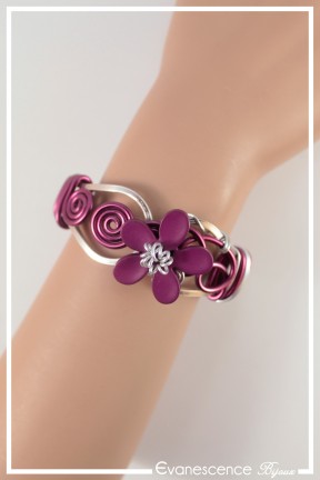 bracelet-en-metal-west-couleur-aubergine-et-argent-porte