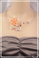 collier-en-aluminium-margot-couleur-blanc-et-orange-porte