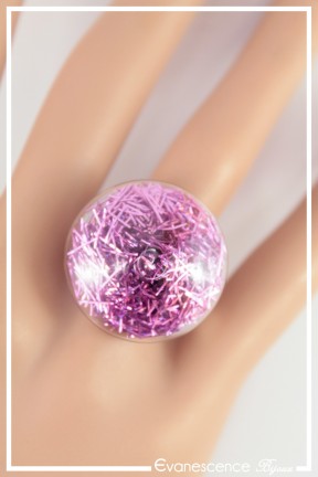 bague-reglable-bonnie-couleur-argent-et-mauve-paillettes-filamenteuses-portee-zoom