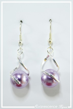 boucles-d-oreilles-avec-un-tourbillon-maou-couleur-mauve-et-argent