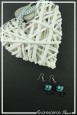 boucles-d-oreilles-en-aluminium-baboune-couleur-noir-et-turquoise-sur-fond-noir