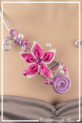 collier-en-aluminium-tanga-couleur-blanc-et-fuchsia-zoom