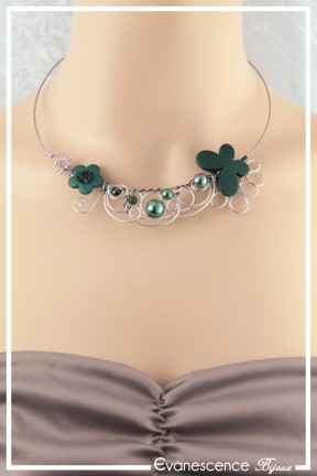 parure-de-bijoux-becky-couleur-vert-emeraude-et-argent-collier