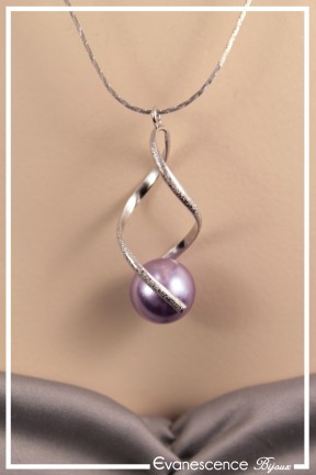 pendentif-chaine-maou-couleur-mauve-et-argent-zoom-porte